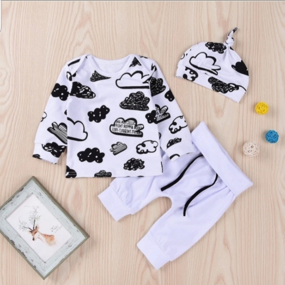 Other - 3-PIECE CLOUD PRINTED SWEATSHIRT & PANTS & HAT FOR BABY